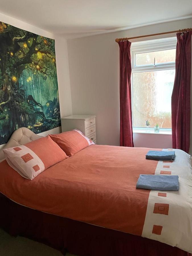 Bed and Breakfast The Blue Moon Blackpool Exterior foto