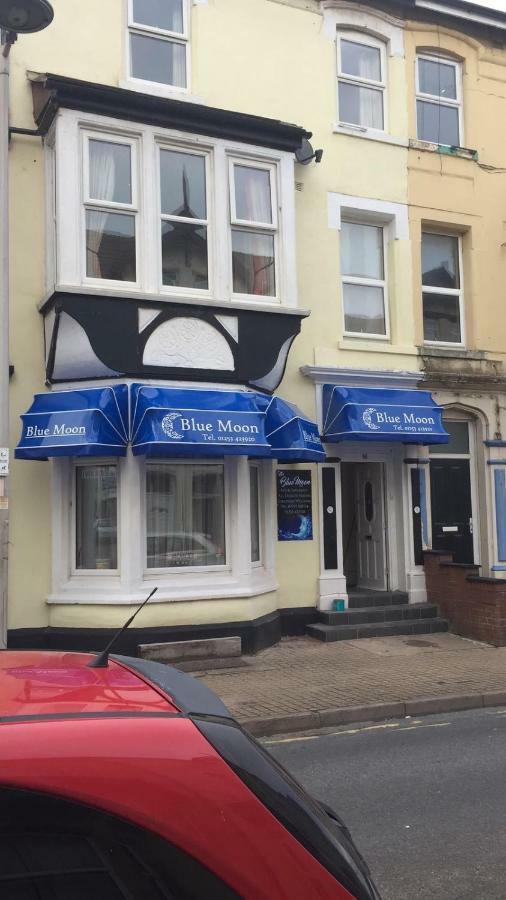Bed and Breakfast The Blue Moon Blackpool Exterior foto
